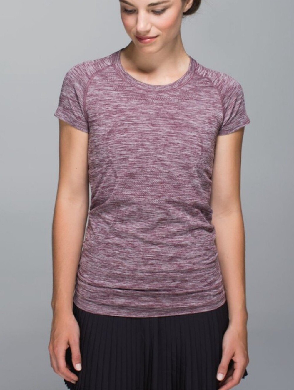Lululemon Run Swiftly Tech Short Sleeve Crew Space Dye Heathered Bordeaux Size 8
